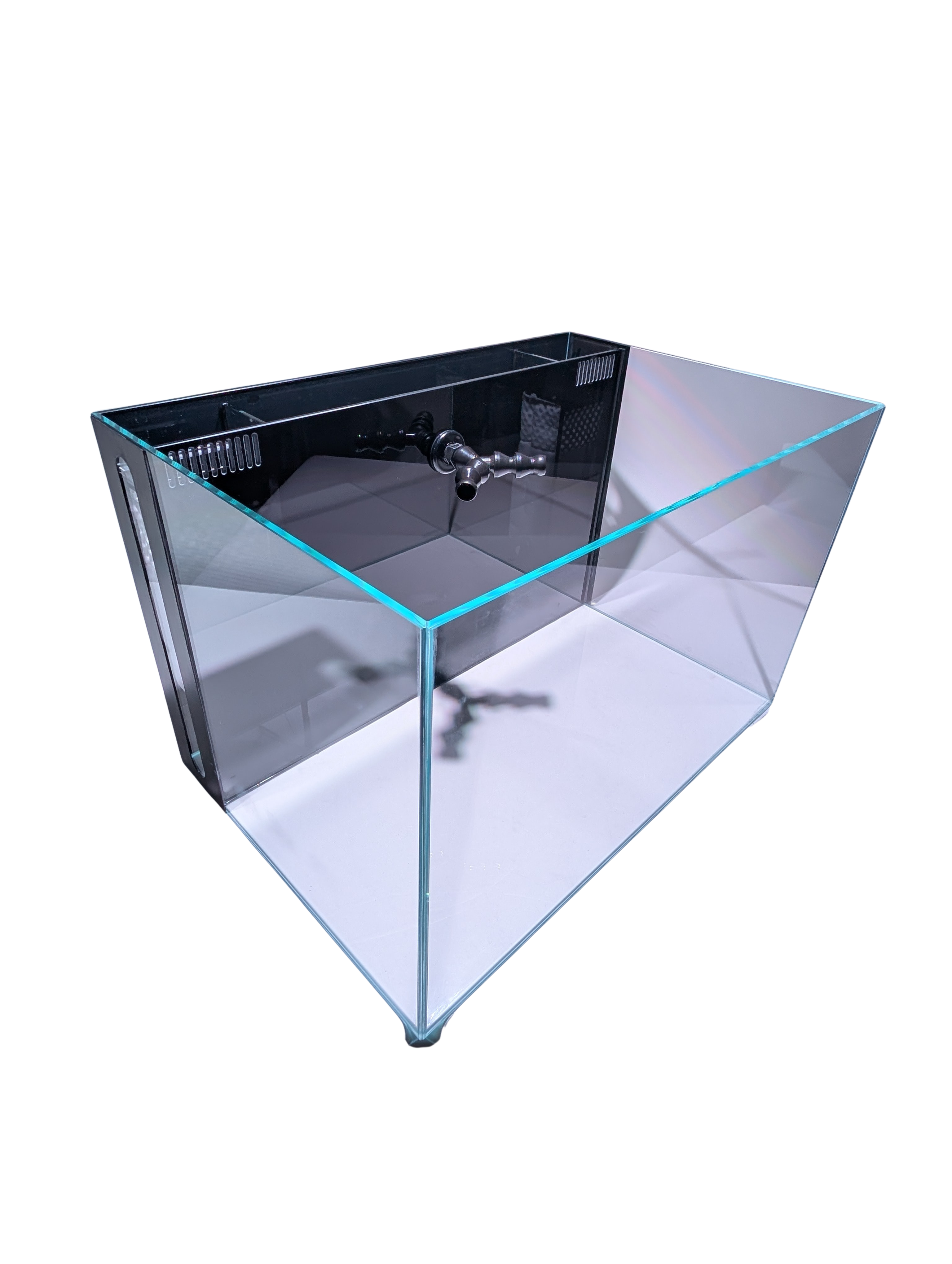CRYSTAL 45 Degree Low Iron Ultra Clear Aquarium with Built in Back Filter (24 gallons, 23.62